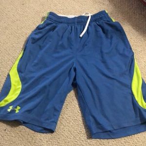 Boys YMD Under Armour athletic shorts